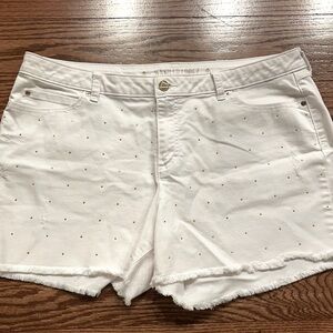 JENNIFER LOPEZ WHITE DENIM SHORTS with GOLD STUDS raw hemline 5 pocket sz 16